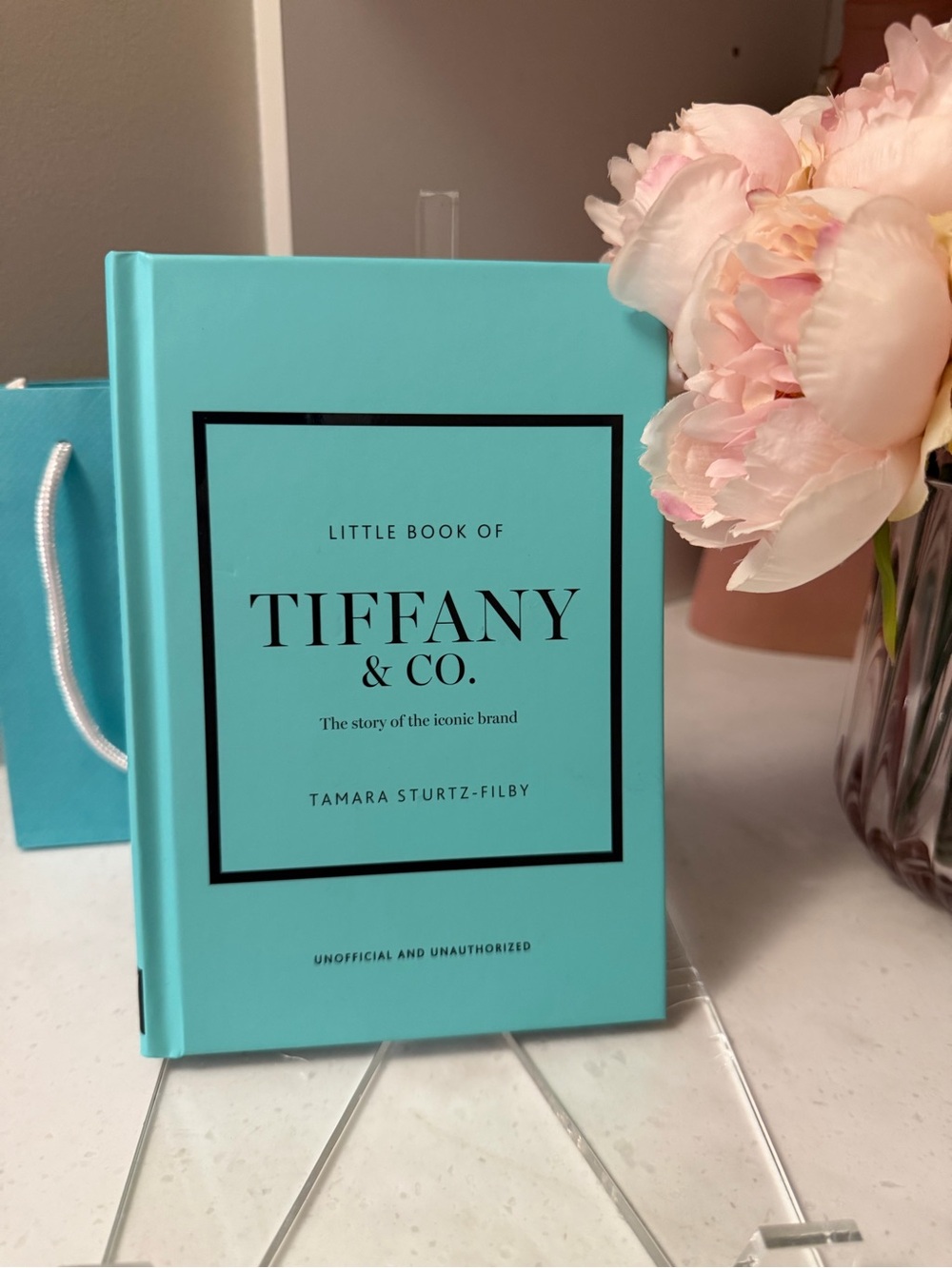Little Books of Fashion TIFFANY & CO Hardcover Book - Picture 4 of 8